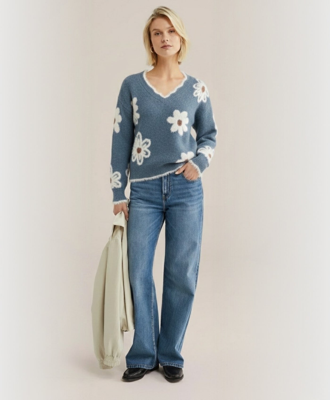 Flora | Long Sleeve V-Neck Jacquard Knit Sweater
